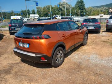 Peugeot 2008 - 4