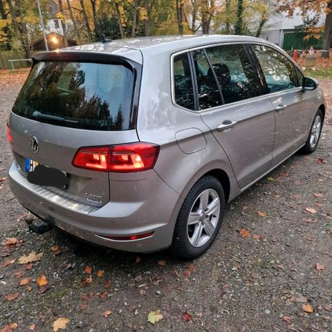 Volkswagen Golf Sportsvan Highline*2.0TDI*DSG*AHK*Kes...