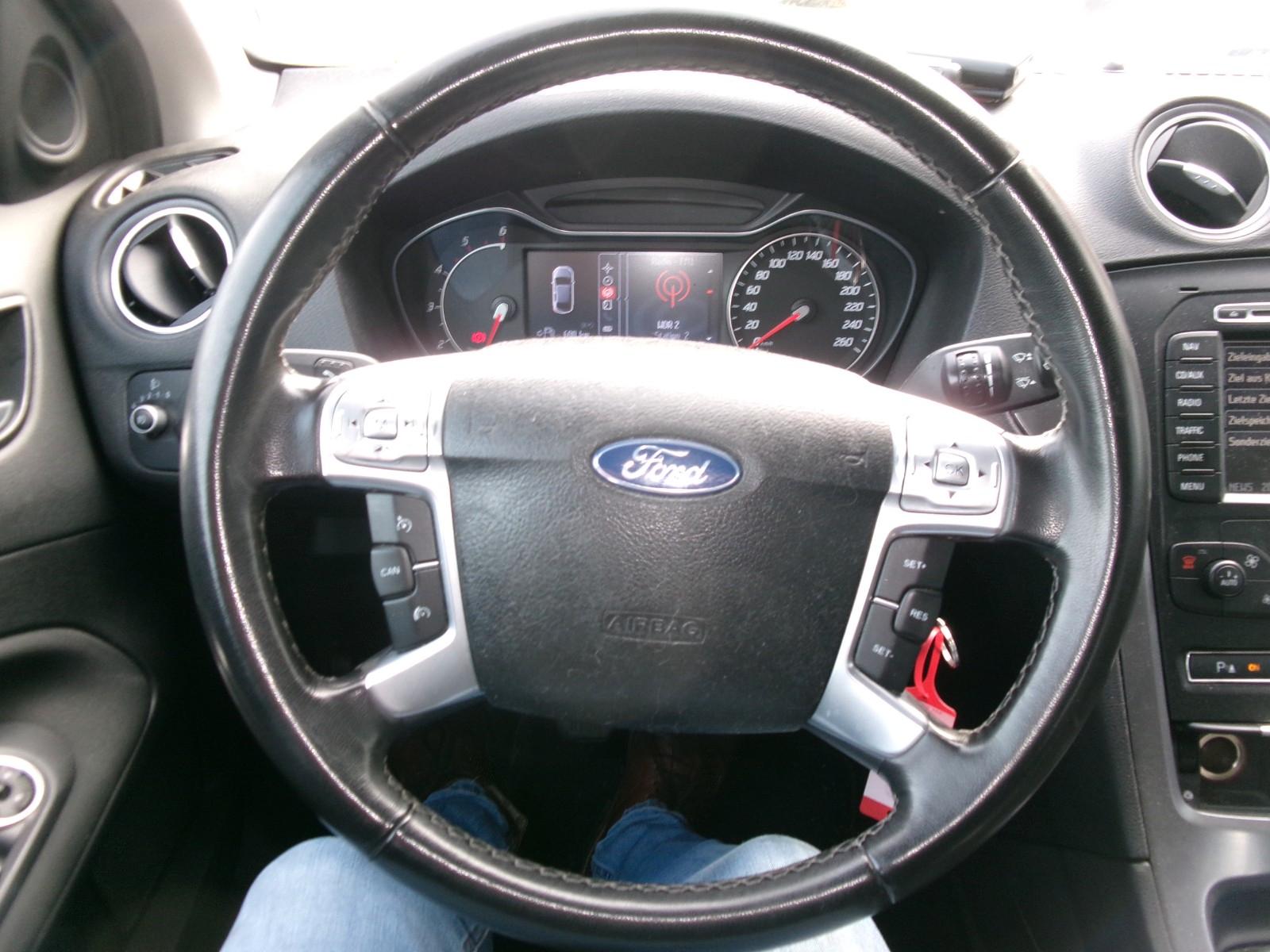 Ford Mondeo 2011 — photo 13