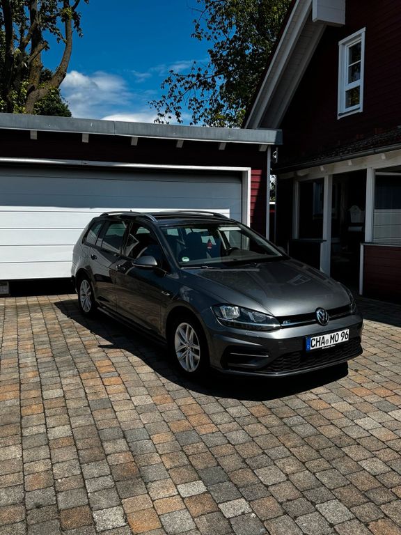 Image of Volkswagen Golf