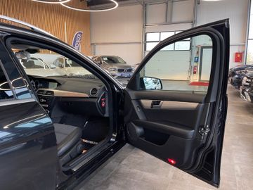 Mercedes-Benz C 220 T CDI BlueEfficiency *Navi*Klima*SHZ*PDC*