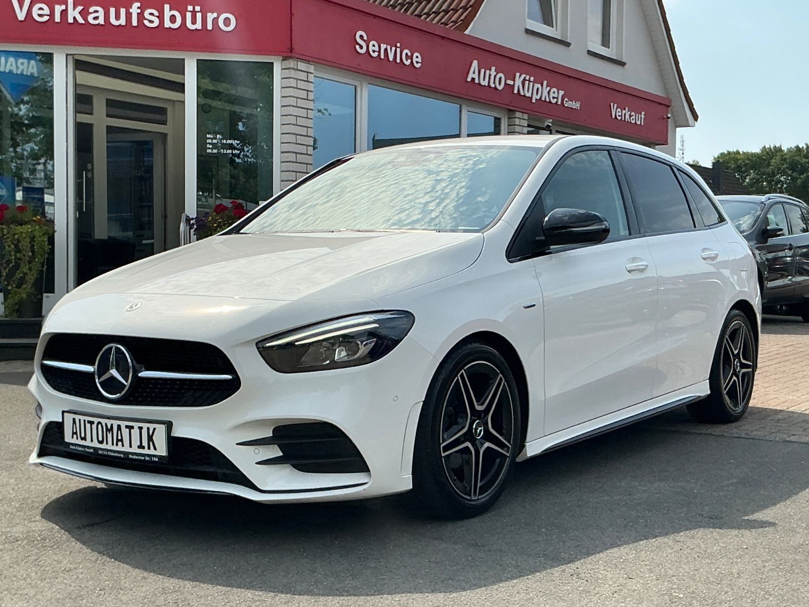 Mercedes-Benz B180 Edition AMG LED Kamera Night Paket foto 1