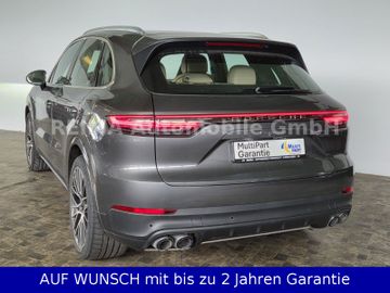 Porsche Cayenne - 11