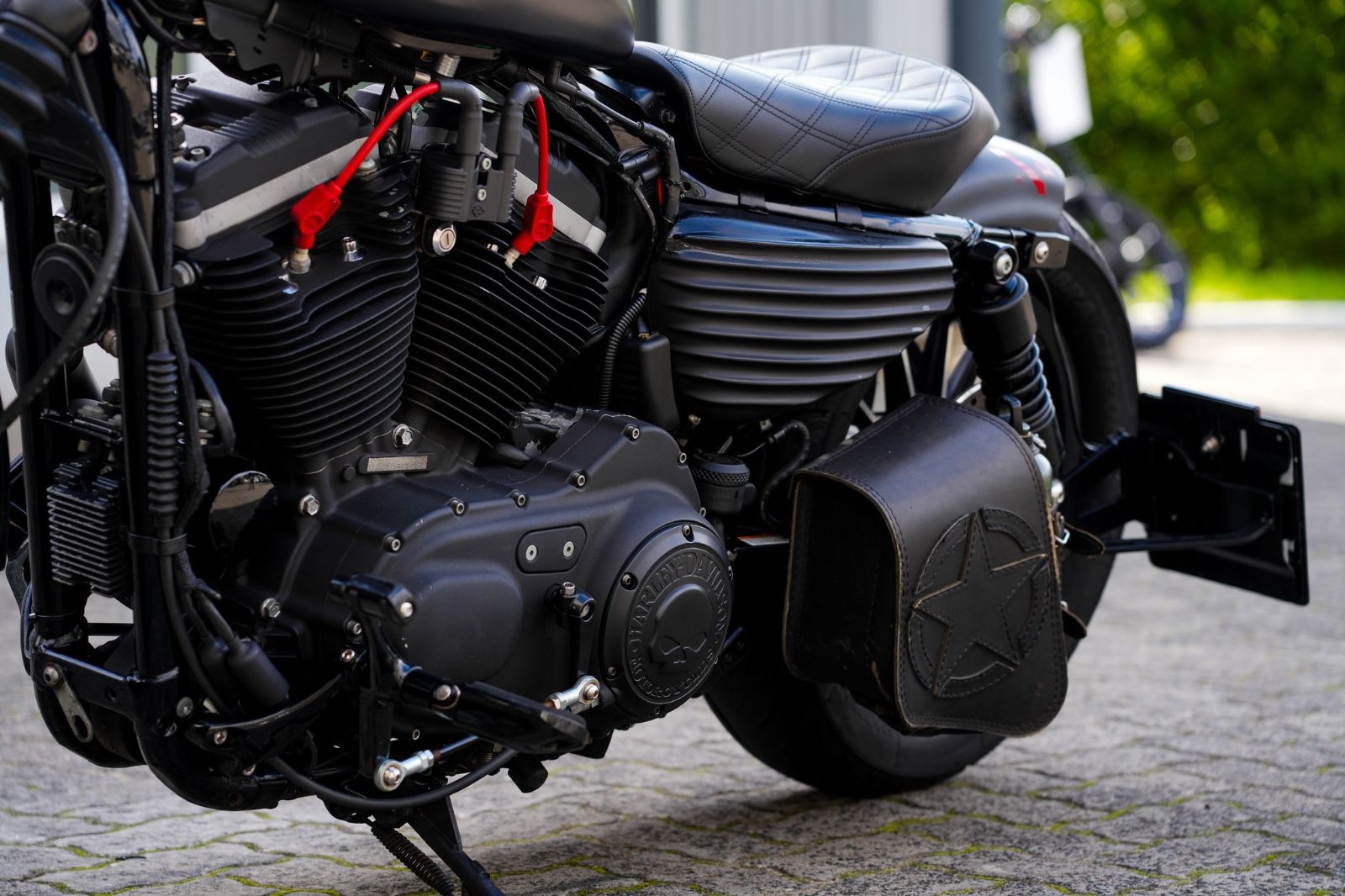 Fahrzeugabbildung Harley-Davidson SPORTSTER XL883N IRON - BOBBER - KURZES HECK