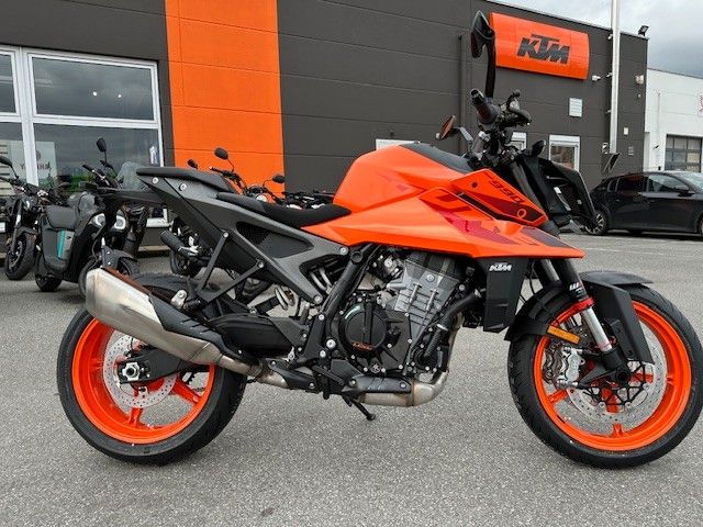 KTM 990 Duke