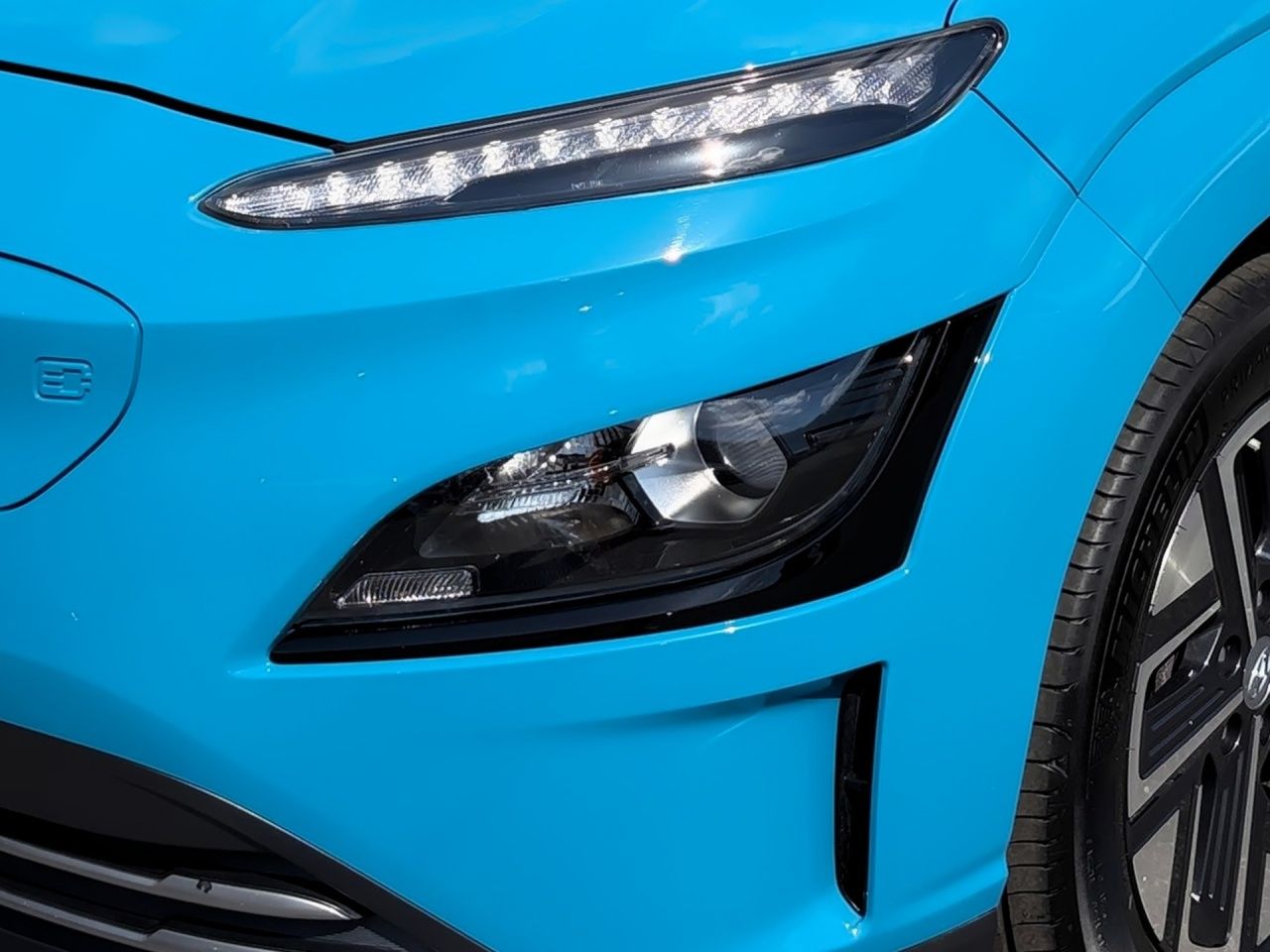 Fahrzeugabbildung Hyundai KONA  *SOH 100%*KLIMAA*LM*SPURH*KEYLESS*