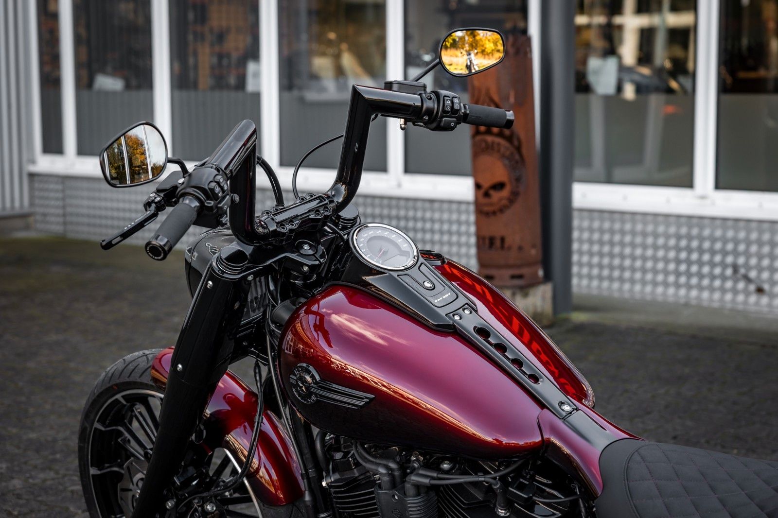 Fahrzeugabbildung Harley-Davidson FAT BOY FLFBS 114 MY24 - JEKILL&HYDE - CUSTOM