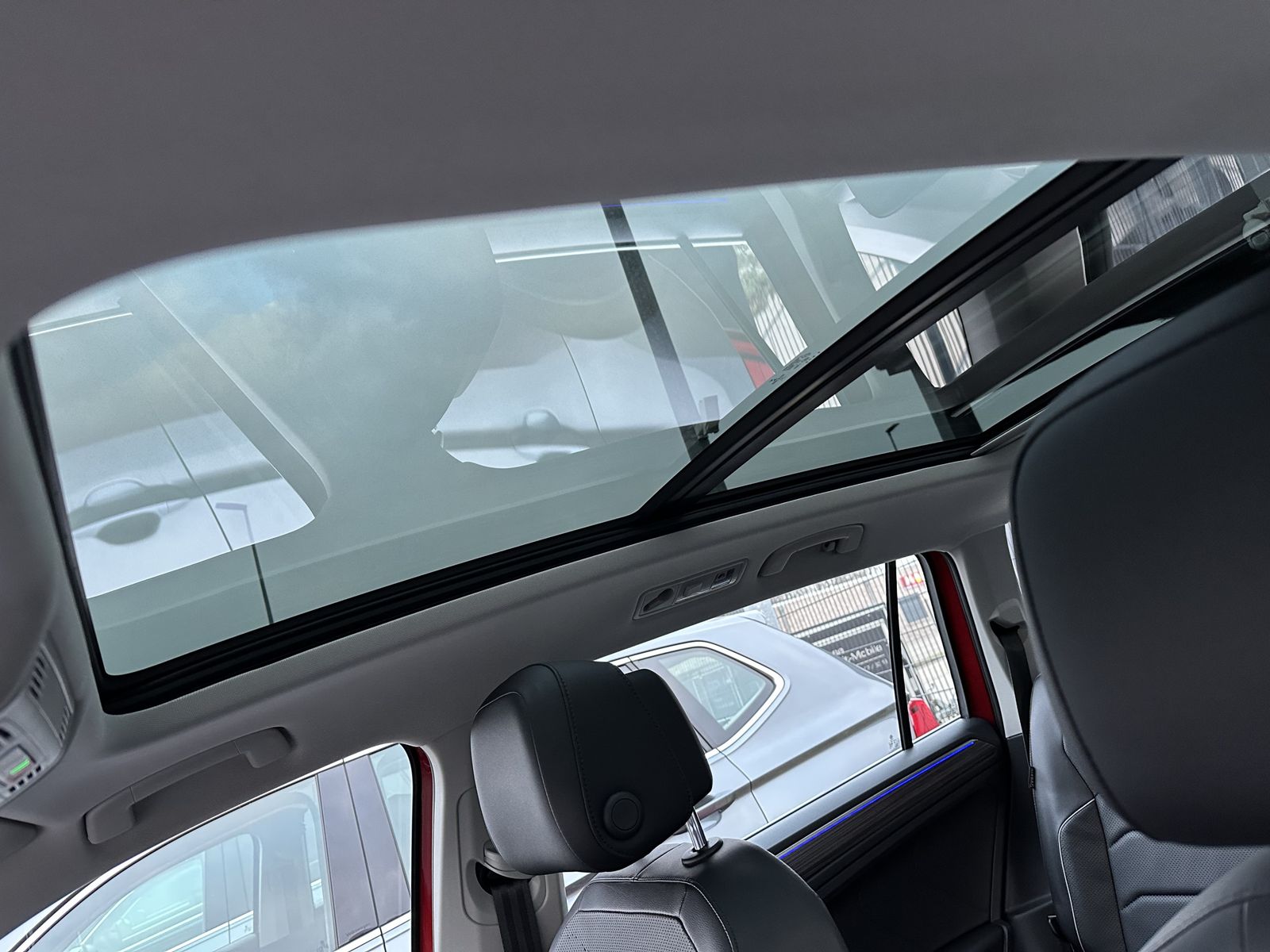 Fahrzeugabbildung Volkswagen Tiguan Allspace 4M DSG Elegance NAV+LED+PANO+ACC