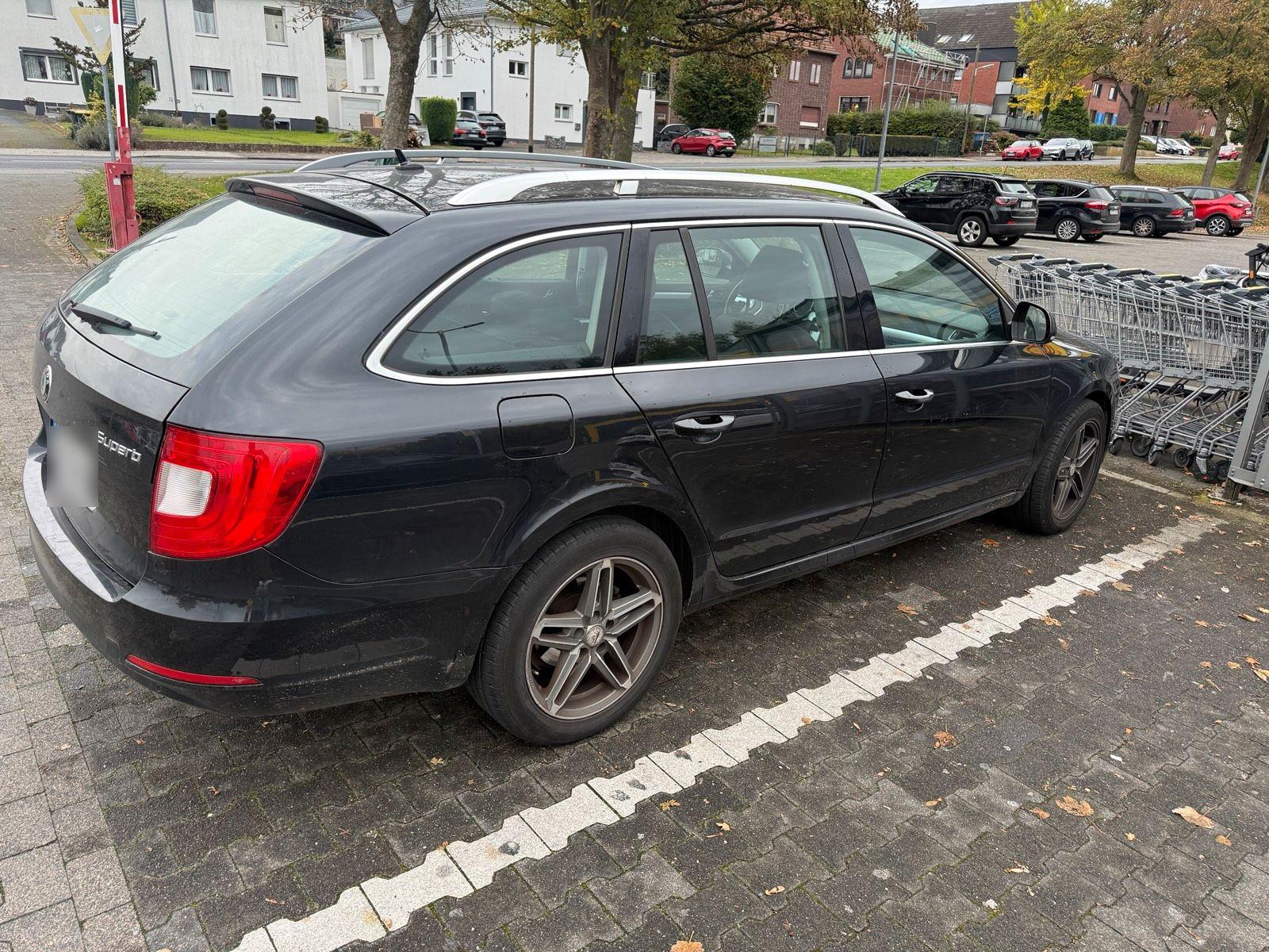 Skoda Superb 2010 — engine 120 HP (88kW)