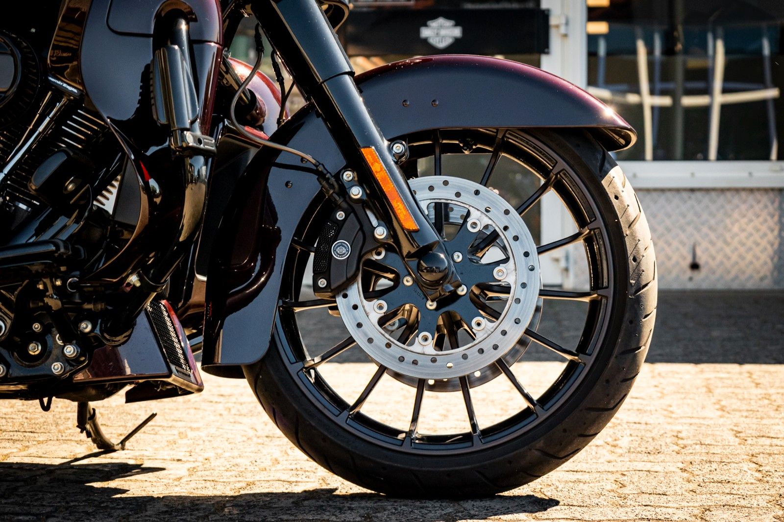 Fahrzeugabbildung Harley-Davidson CVO STREET GLIDE 117 FLHXSE
