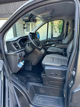 Ford Tourneo Custom 2.0 EcoBlue 125kW 320 L1 Tita... - gebrauchte Ford Tourneo Custom aus dem Jahr 2023