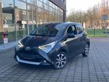 Toyota Aygo AYGO x-play club RFK/CARPLAY/LED/ - Toyota Gebrauchtwagen in Bochum