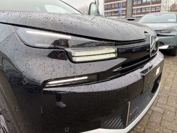 Citroën C4 Max 130 EAT8 Kam.+KeyLess+LED+Navi+SHZ