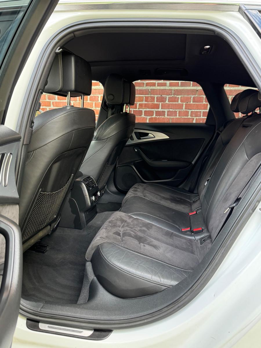 Audi A6 Avant S-line 3.0 TDI 218ch - Toi ouvrant panoramique - Alcantara - Carnet entretien - Pneus toutes saisons - Hayon éléctrique