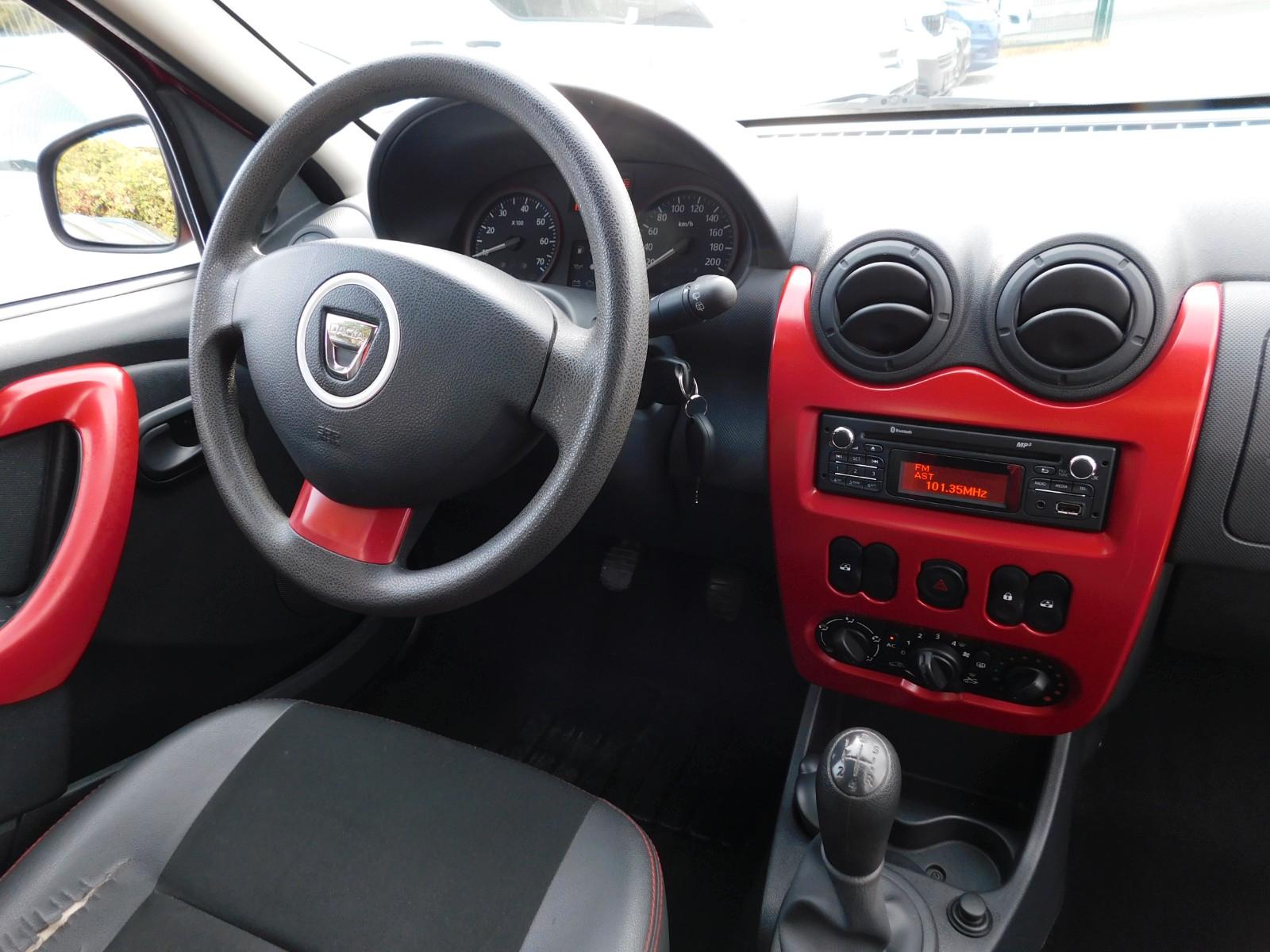 Dacia Sandero 2012 — photo 8