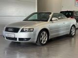 Audi A4 Cabriolet 2.4 PDC/Sportsitz/BOSE/SHZ - Audi A4: Cabrio, 2.4
