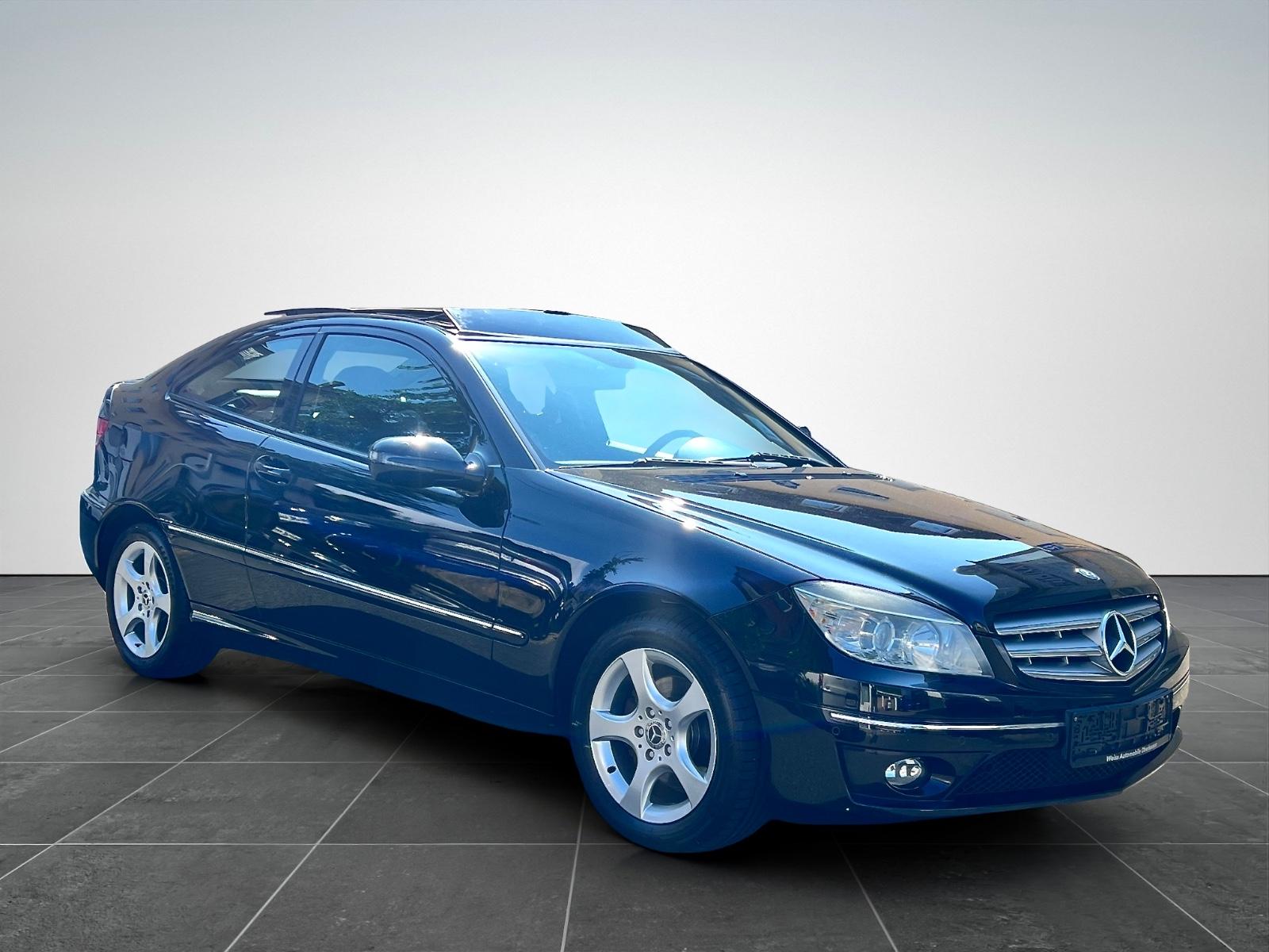 Mercedes-Benz CLC 180 K*AUTOMATIK*T-LEDER*PANORAMA*2 HAND