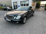 Mercedes-Benz E240 Avantgarde  160.000km LPG - gebrauchte Mercedes-Benz E 240 aus dem Jahr 2002