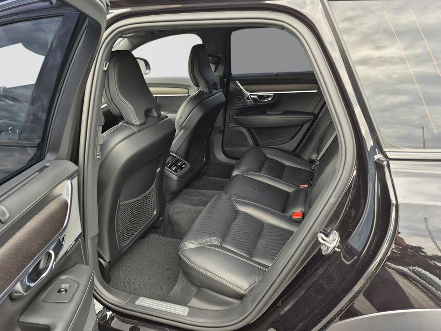 Volvo V90 Cross Country