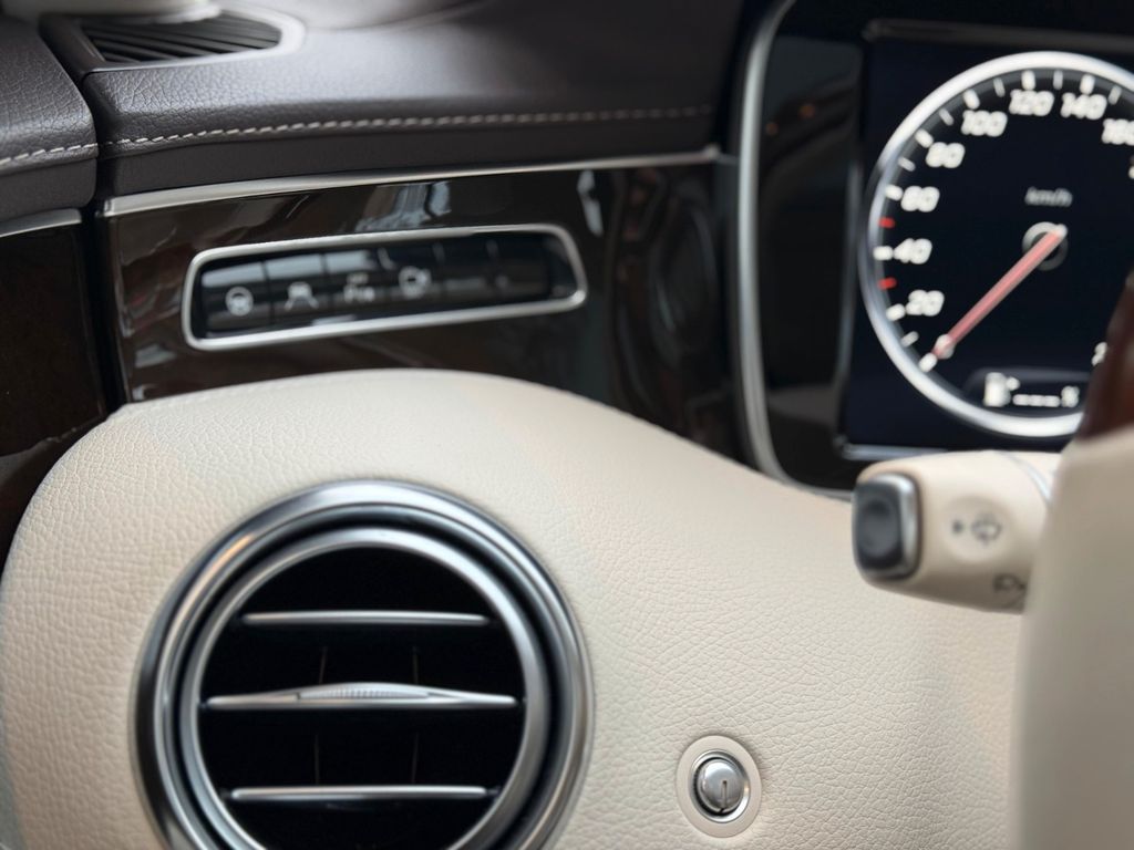 Mercedes-Benz S500 Coupe 4Matic / 360°/ COMMAND/ LED/ 1. HD/DE Mercedes-Benz S500 Coupe 4Matic / 360°/ COMMAND/ LED/ 1. HD/DE