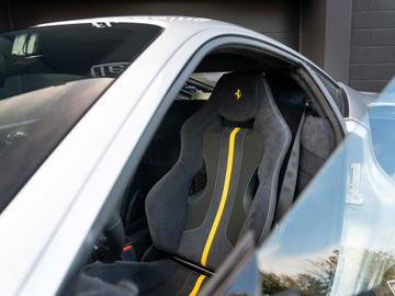 صورة 10 لـ 2019 Ferrari 488 PISTA