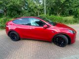 Tesla Model Y Long Range AWD - Rot/Weiß, SR20, WR19 - Tesla Model Y in Hamburg