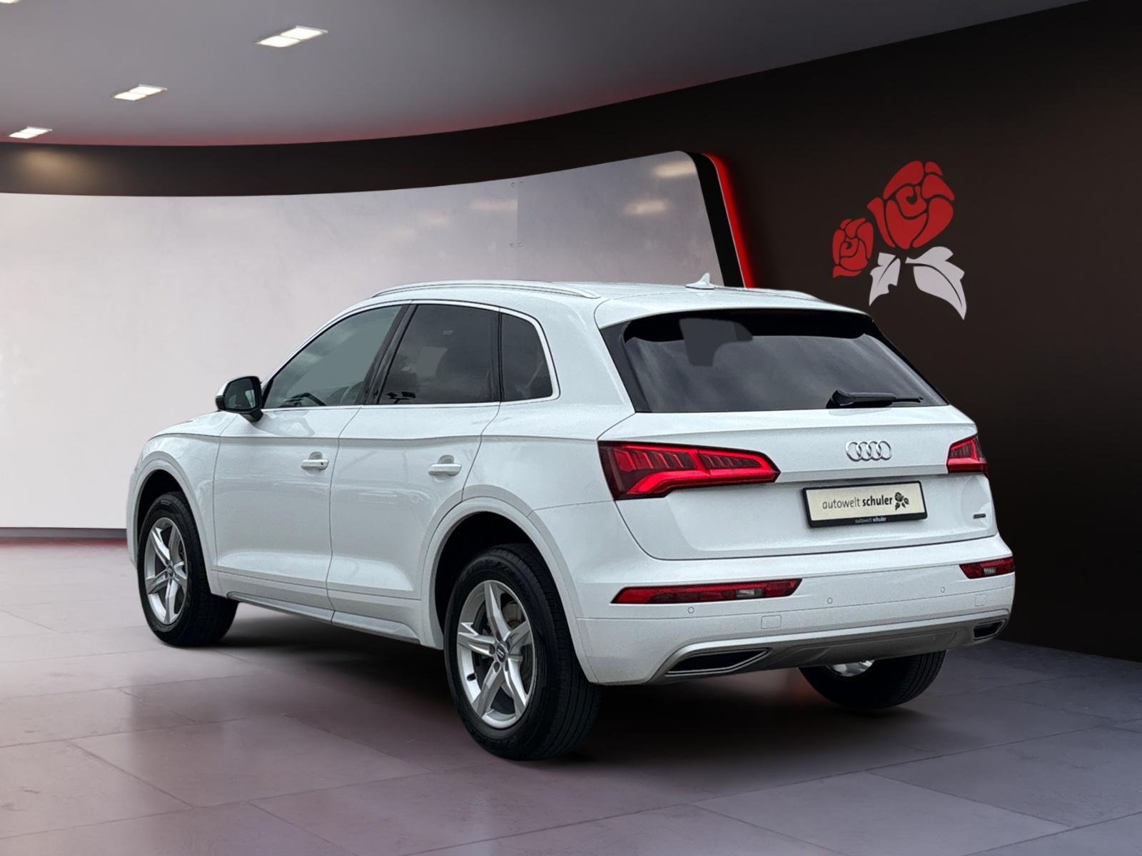 Audi Q5 2,0 TFSI S-Tronic sport quattro Navi