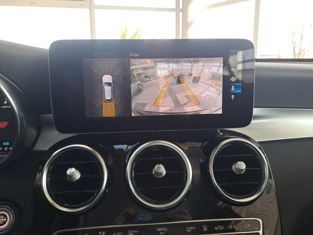 Fahrzeugabbildung Mercedes-Benz GLC 300 e 4M AHK Navi LED SHZ Kamera RDK Sport