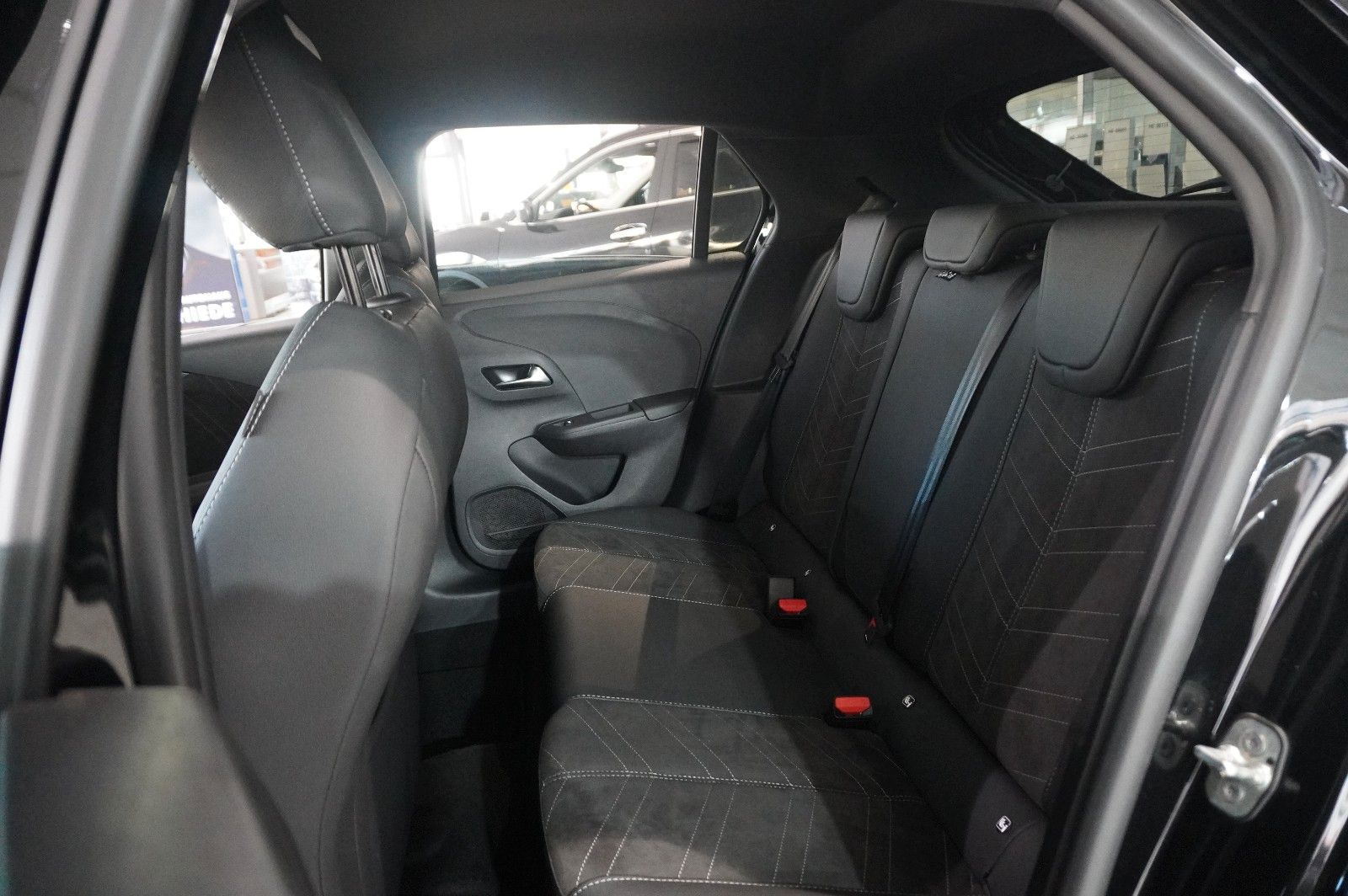 Fahrzeugabbildung Opel Corsa-e F GS SPORT 3-PHASIG NAVI/LED/KAMERA/VIRT