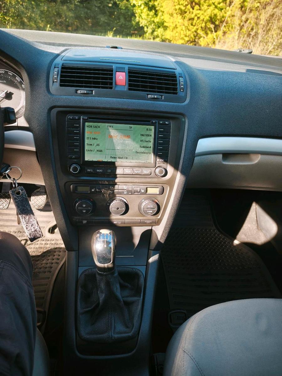 Skoda Octavia 2006 — photo 10