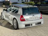 Renault Clio Sport V6 Sport V6 - Renault Clio: V6 Sport
