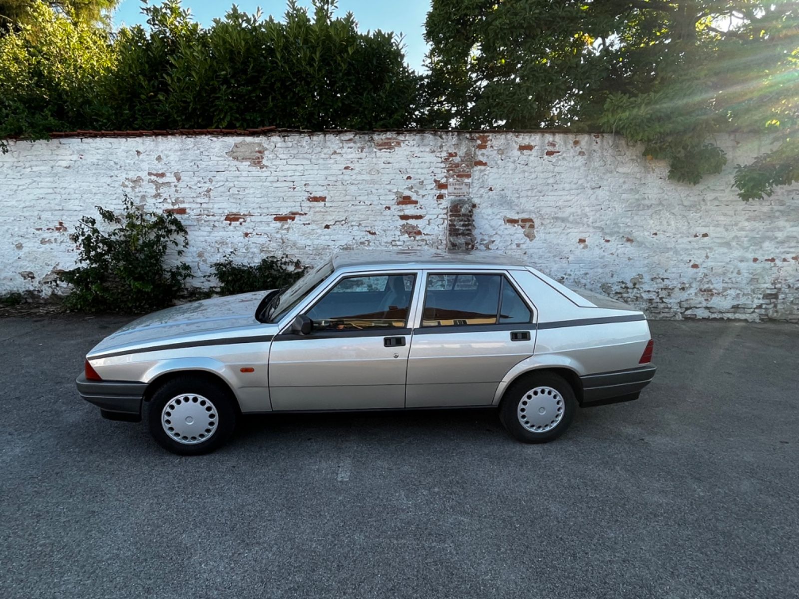 ALFA ROMEO Alfa 75 3