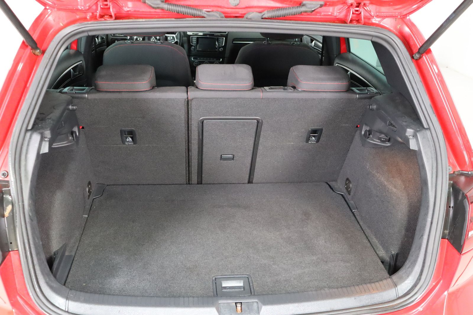 Fahrzeugabbildung Volkswagen Golf 2.0 TSI GTI * Standheizung * PDC