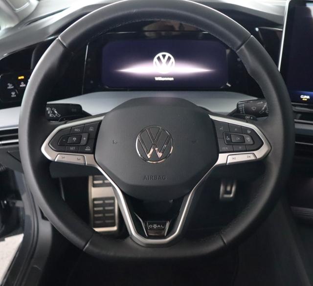 Volkswagen Golf VIII 1.5 eTSI DSG*ACC*AHK*SitzH, миниатюра 13