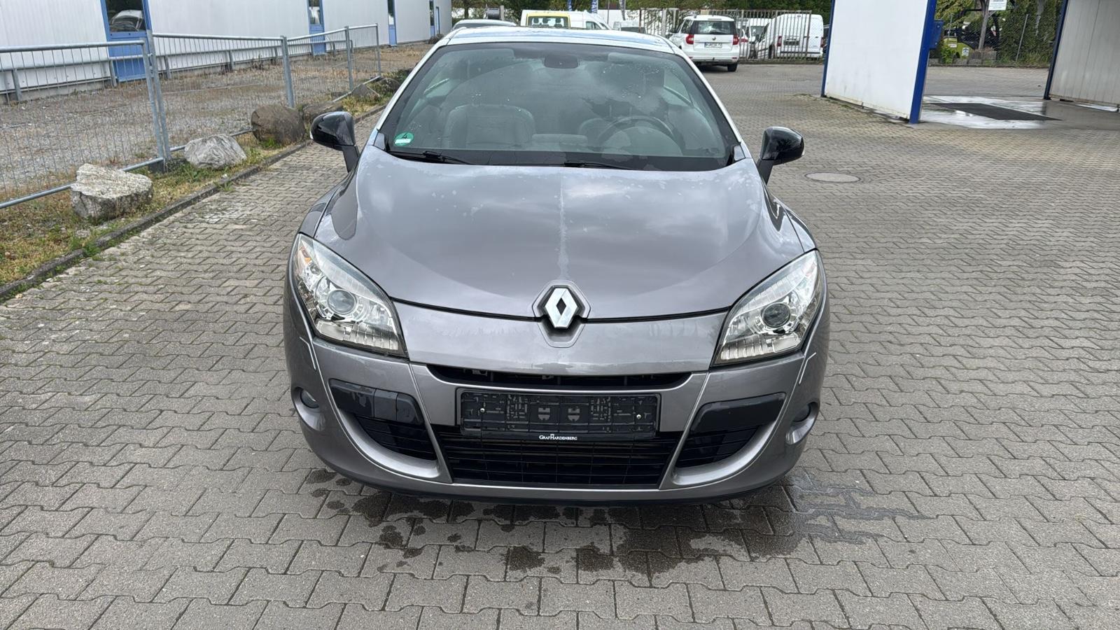 Renault Megane III Coupe / Cabrio Luxe