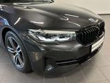 BMW 530e Touring LMR SZH PDC LC PROF. STHZ - BMW 530: Plug-In Hybrid, Kombi, Automatik