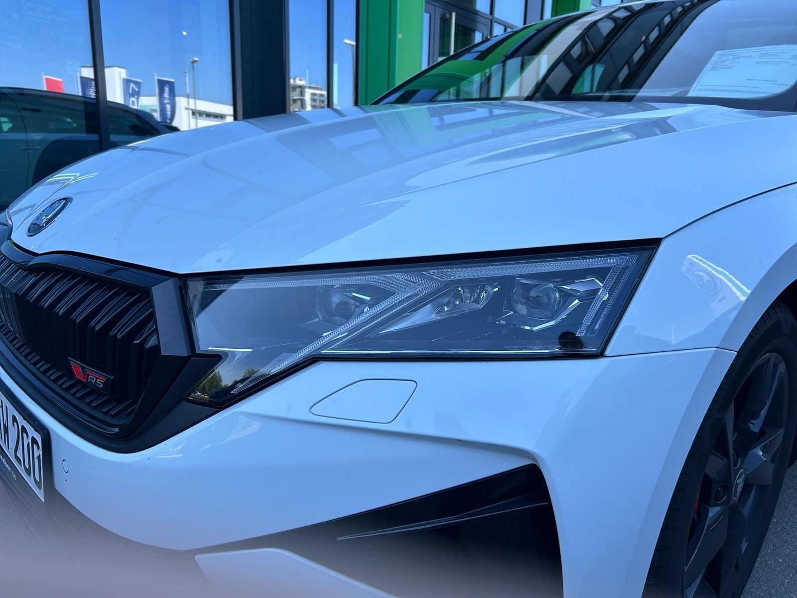 Skoda OCTAVIA COMBI 2.0 TSI DSG RS Panodach AHK Navi foto 4