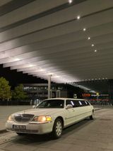 Lincoln Town Car Stretchlimousine 8,60 m 9 Personen   - Lincoln: Limousine, Stretch