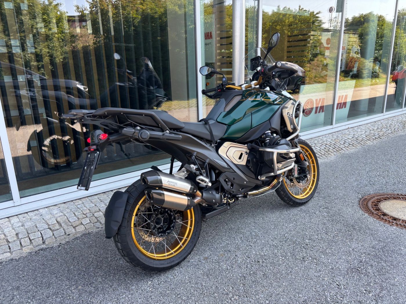 Fahrzeugabbildung BMW R 1300 GS Option 719 Sportfederung