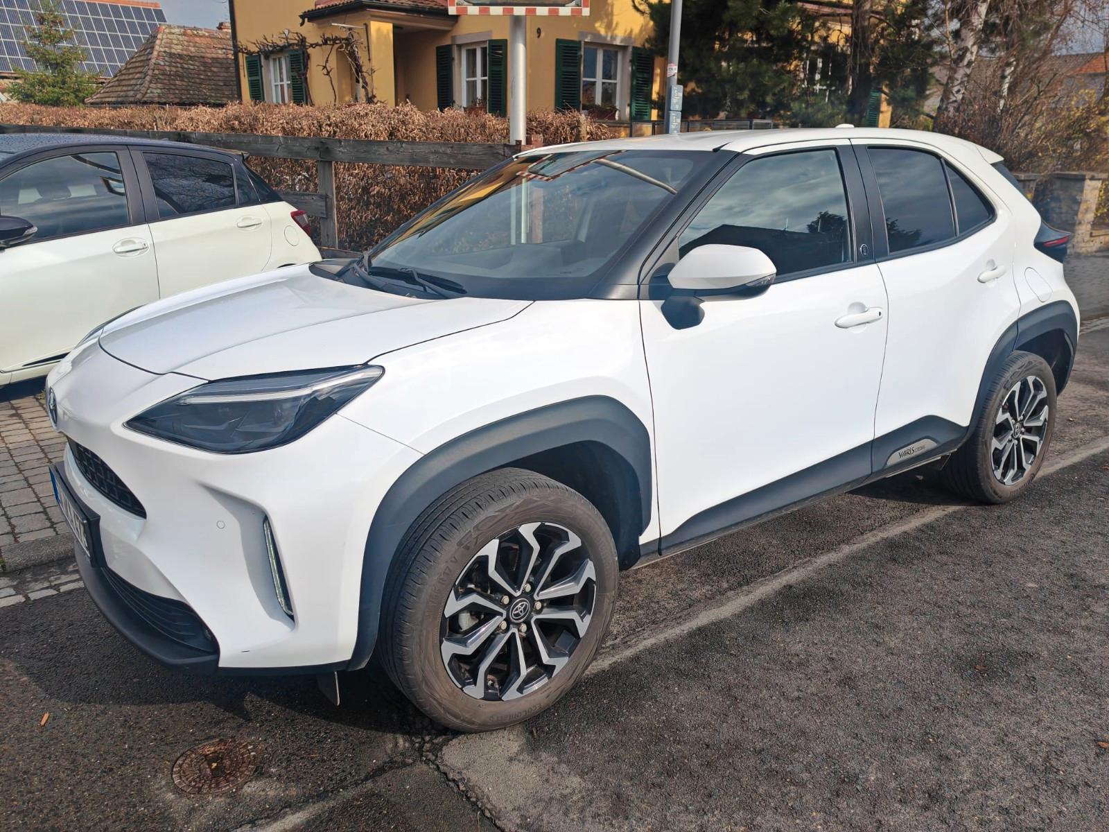 Toyota Yaris Cross Hybrid FWD Team Deutschland