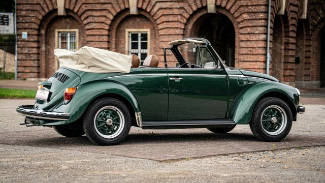 Fahrzeugabbildung Volkswagen Käfer 1303 Cabriolet/Deutsch/1. Hd/Orig. km!