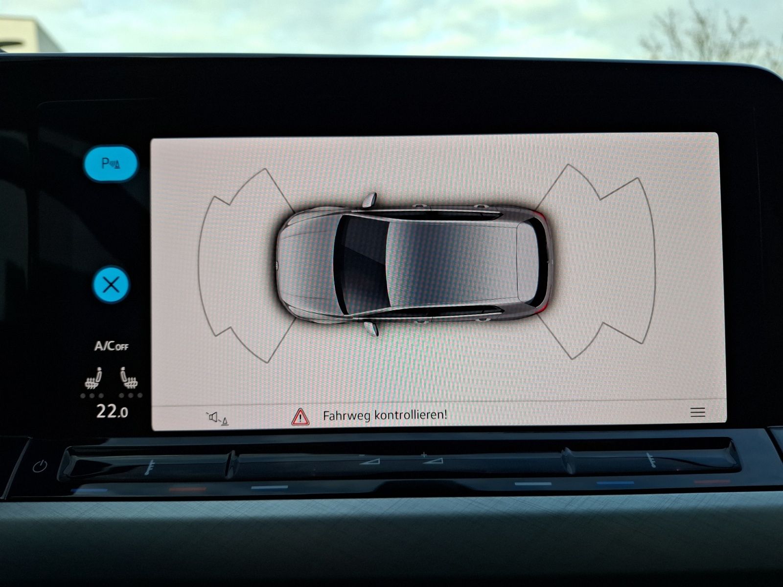 Fahrzeugabbildung Volkswagen Golf VIII TDI Navi ACC PDC SH