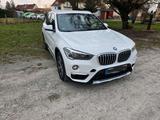 BMW X1 xDrive28i F84 - BMW X1: 28i