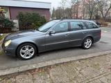 Mercedes-Benz E 220 CDI T Avan. Navi/AHK/Massage/Xenon/Memory - gebrauchte Mercedes-Benz E 220 aus dem Jahr 2008