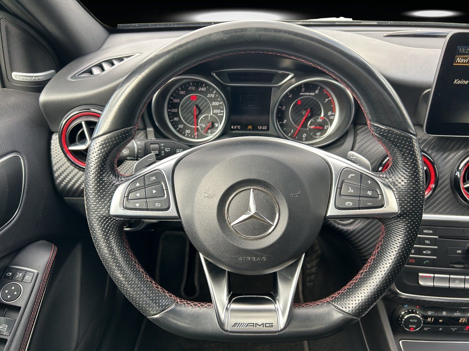 Fahrzeugabbildung Mercedes-Benz A45 AMG Pano/LED/Navi/Kamera/SoundHK/MB-Scheckh/