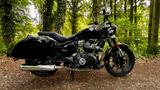 Royal Enfield Super Meteor 650 Interstellar green Hinweis  - Royal Enfield Super Meteor 650