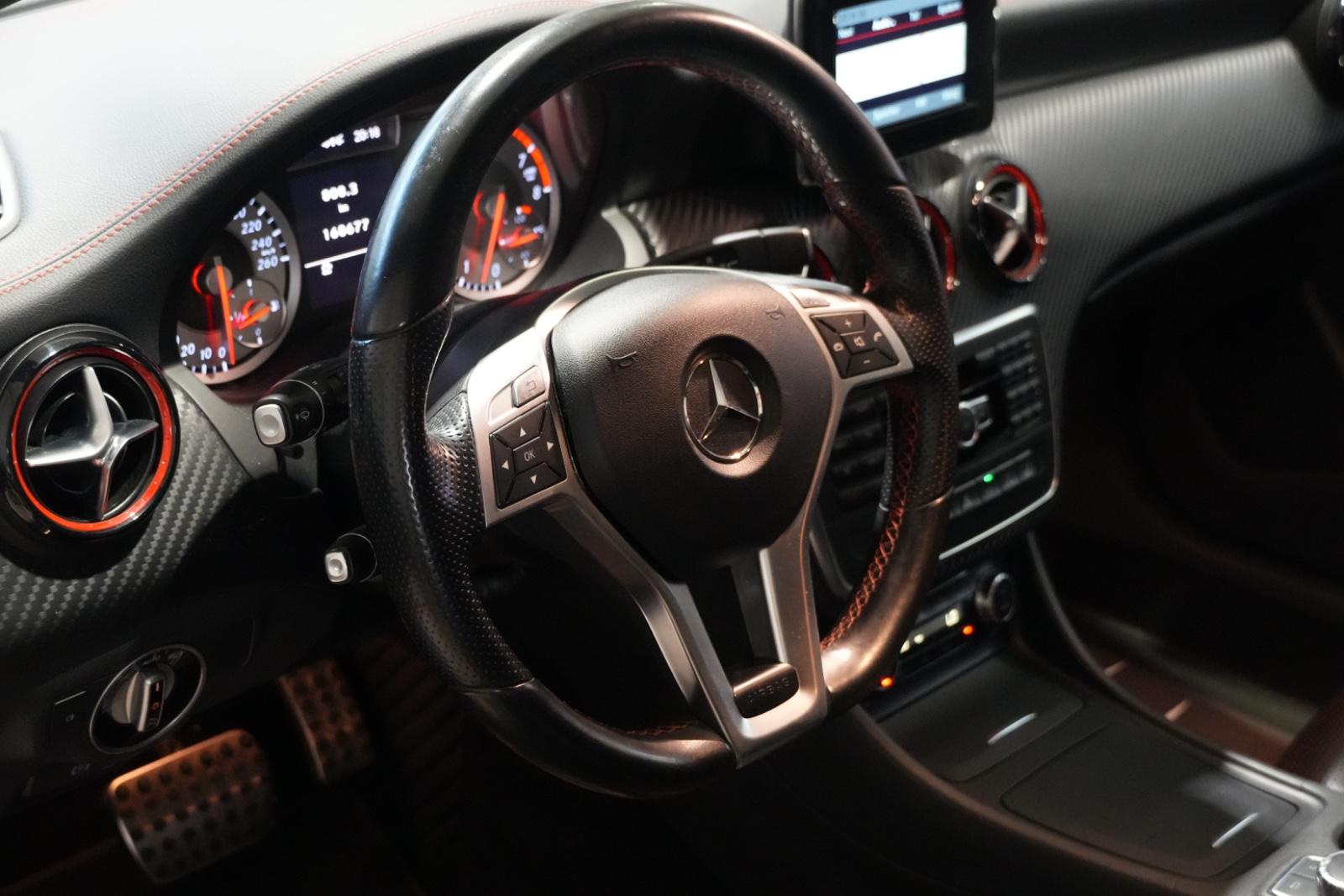 Mercedes-Benz A 250 Sport AMG-Line *LED*Memory*SHZ*