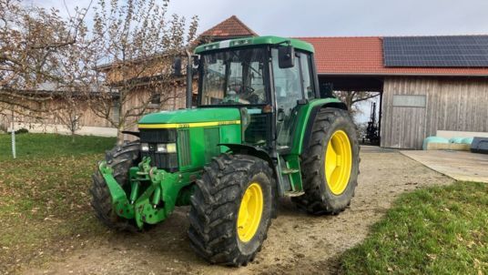 John Deere 6410