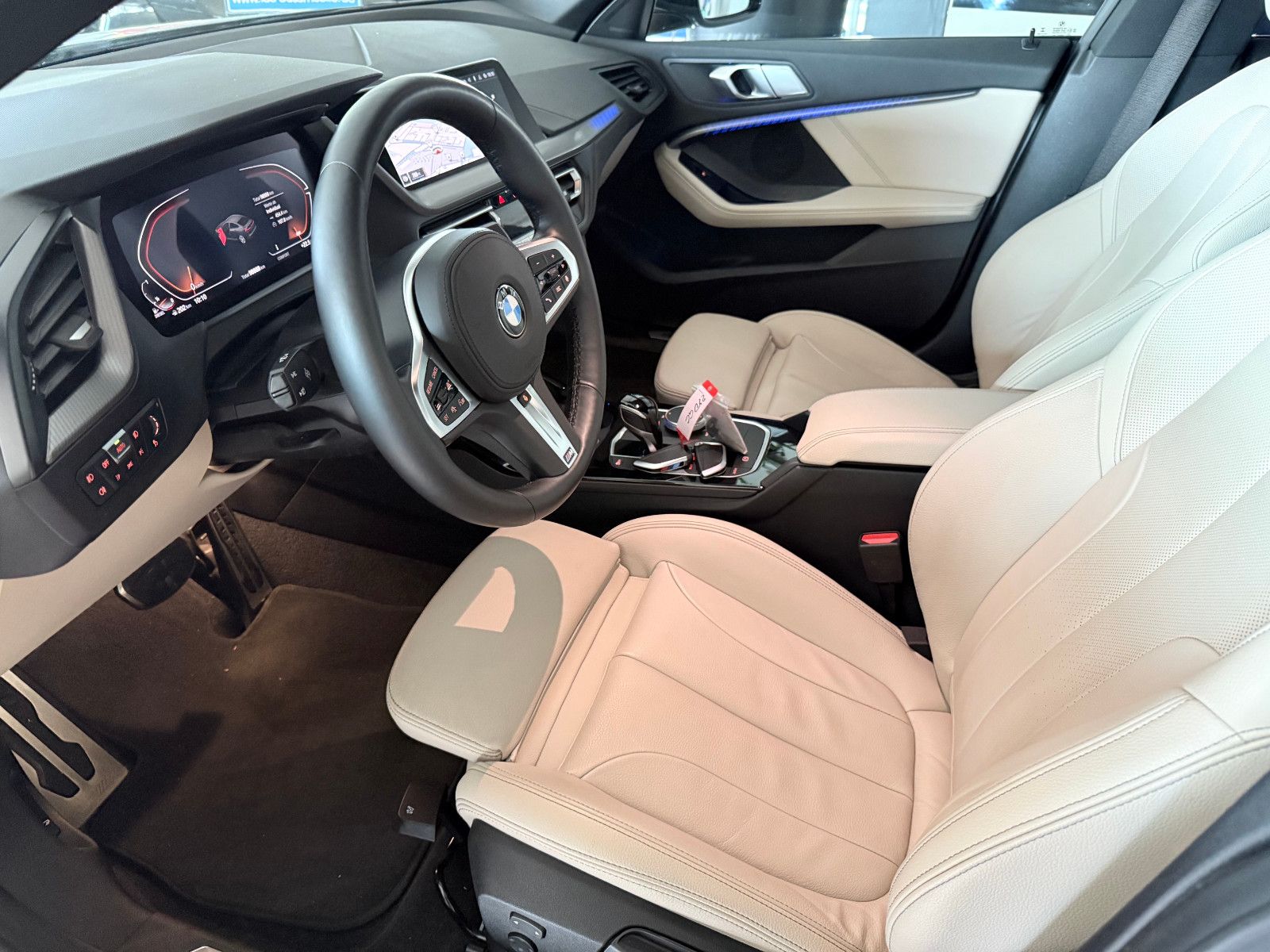 BMW Gran Coupe 220 d M Sport,LEDER,Lenkrad heizbar imagem 2