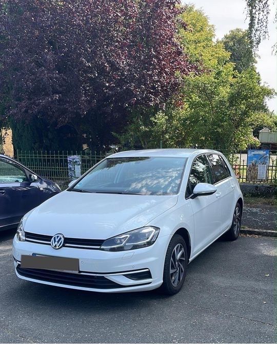Image of Volkswagen Golf